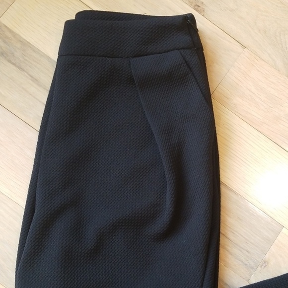 Necessary objects black stretchy pants, size S - Picture 5 of 5